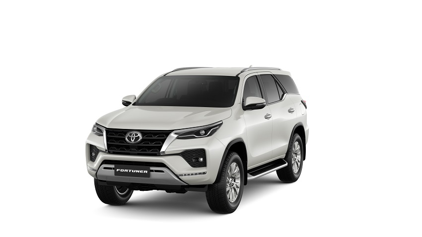 TOYOTA VIỆT NAM CHÍNH THỨC GIỚI THIỆU TOYOTA LAND CRUISER PRADO VÀ TOYOTA FORTUNER PHIÊN BẢN MỚI